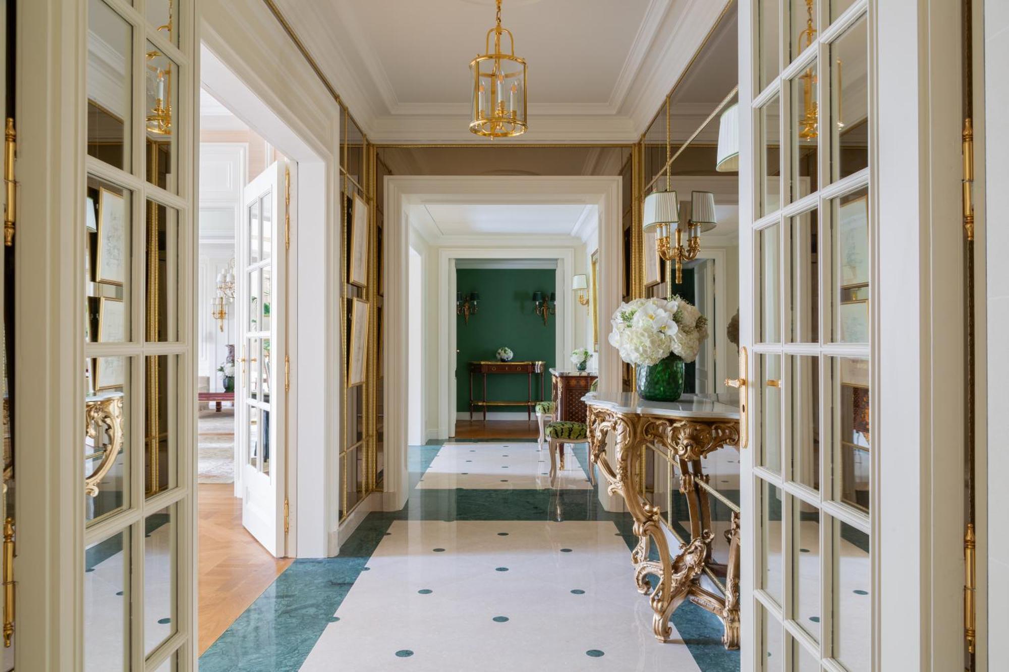 Le Bristol Paris - An Oetker Collection Hotel Exterior foto