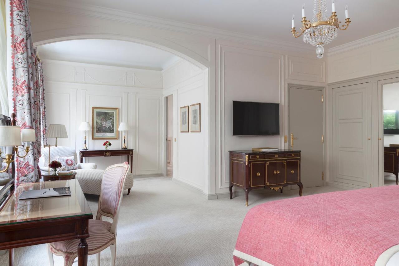 Le Bristol Paris - An Oetker Collection Hotel Exterior foto
