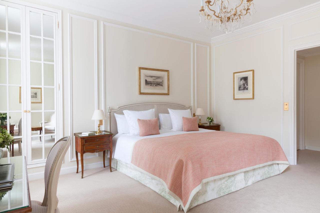 Le Bristol Paris - An Oetker Collection Hotel Exterior foto